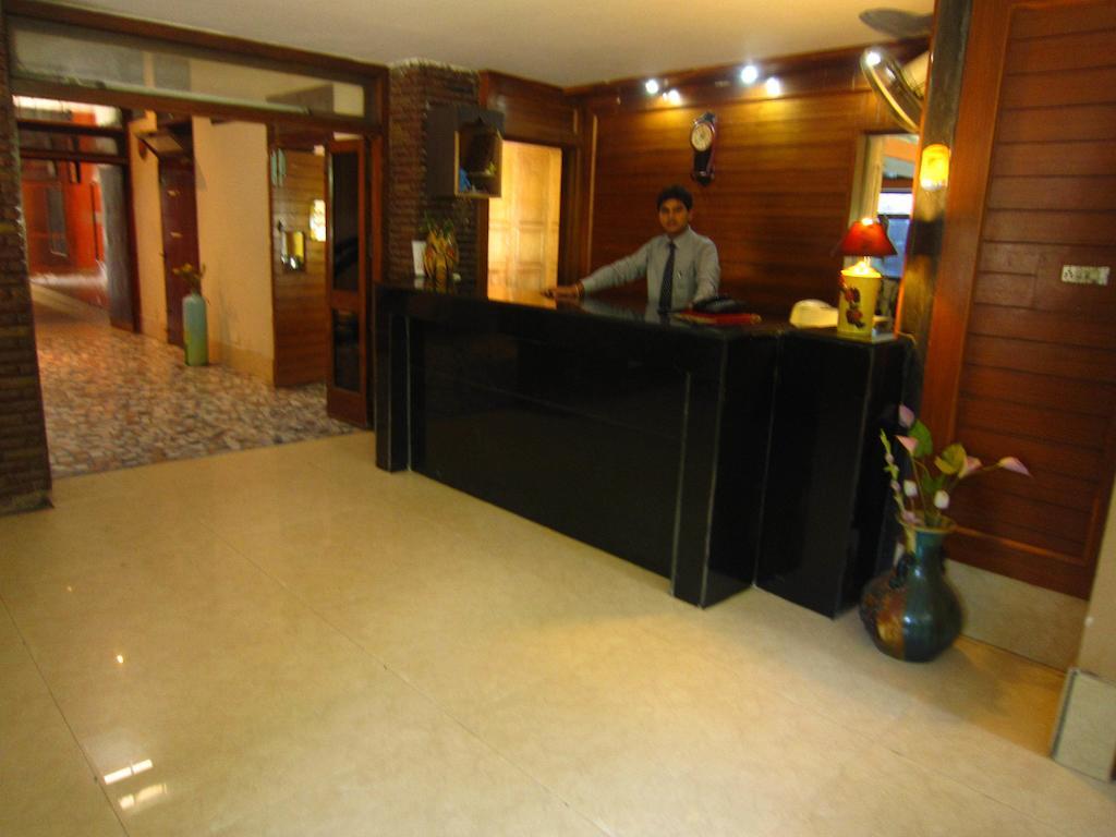 Patiāla Hotel Kings Retreat מראה חיצוני תמונה