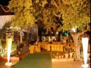 Patiāla Hotel Kings Retreat מראה חיצוני תמונה