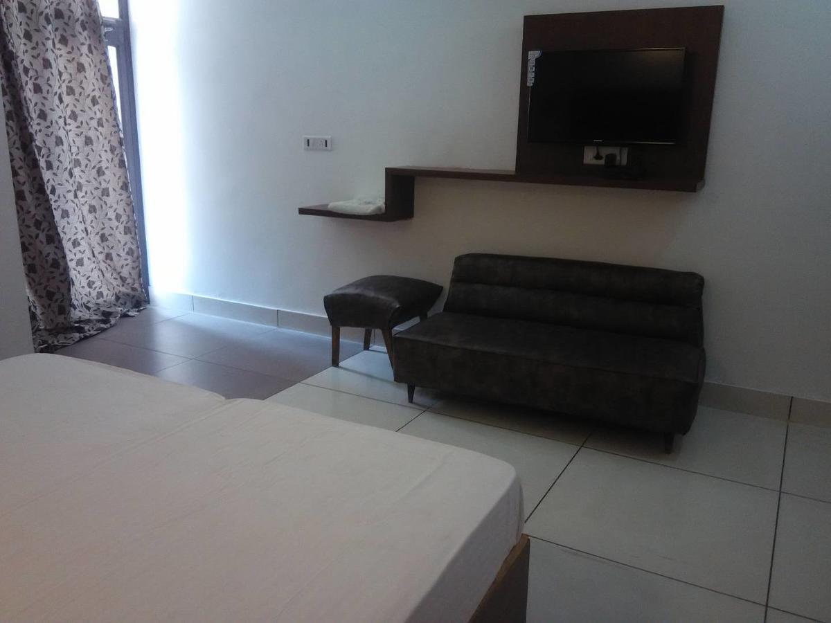 Patiāla Hotel Kings Retreat מראה חיצוני תמונה